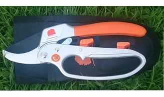 SECATEUR A CREMAILLERE